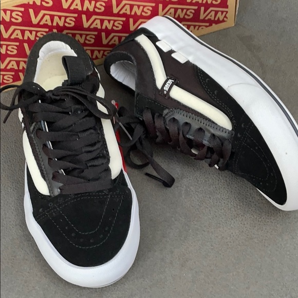 Vans Old Skool Cap shoes women - Picture 3 of 13